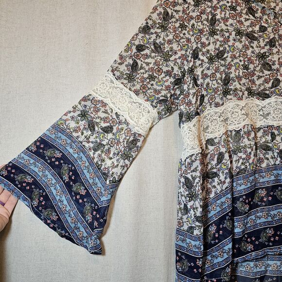 Hint of Mint Cream Blue Orange Floral Print Bell Sleeve Sheer Lace Insets XL - Picture 4 of 9